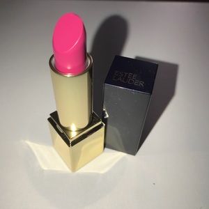 Estée Lauder Scrupling Lipstick